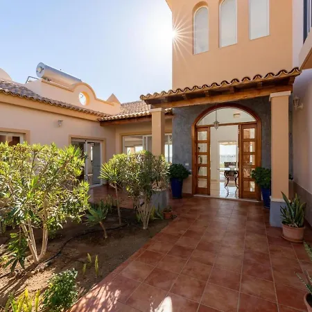 Evita Villa