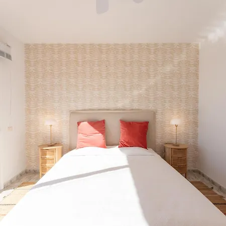 빌라 Evita Private Pool, Jacuzzi & Sea Views *